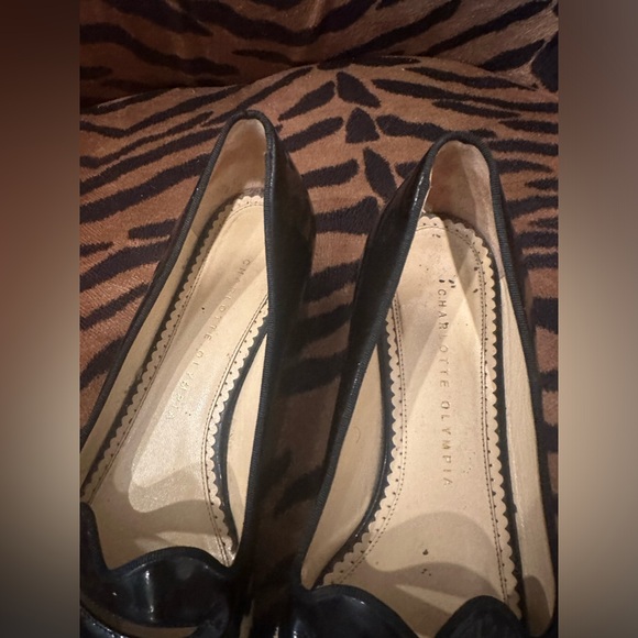 Charlotte Olympia bisoux patent leather and pony skin flats - Picture 6 of 16